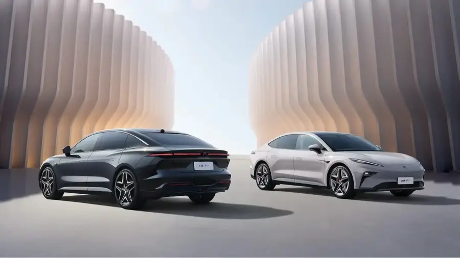 Elektrikli Avtomobillər Gündəlik Həyatı Dəyişdirir. Müasir Sürücülüyə Baxış